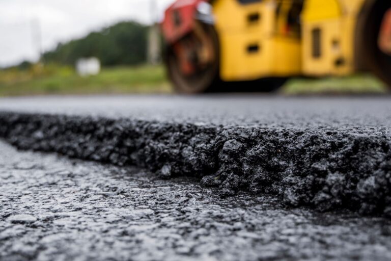 Picking the Right Asphalt for Your Paving Project